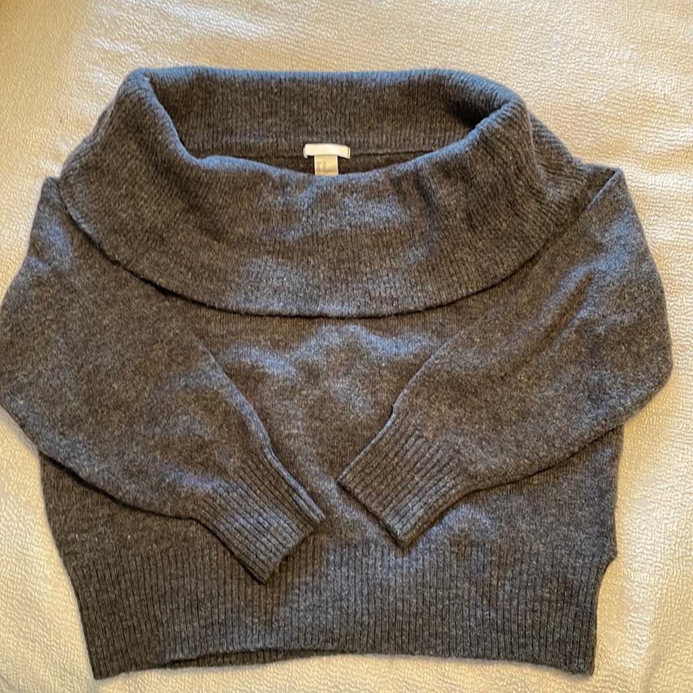 H&M Off Shoulder Sweater